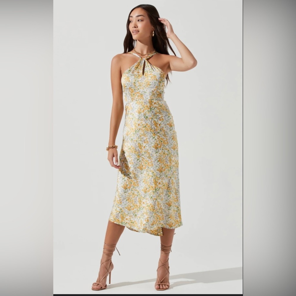 ASTR midi floral dress